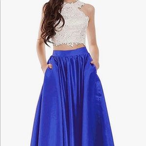 Two piece satin floor length prom dress w/ pockets